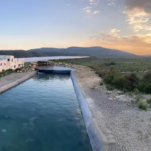 cortijo-agua-amarga-parque-natural-del-cabo-de-gata.es-andalucia.com/